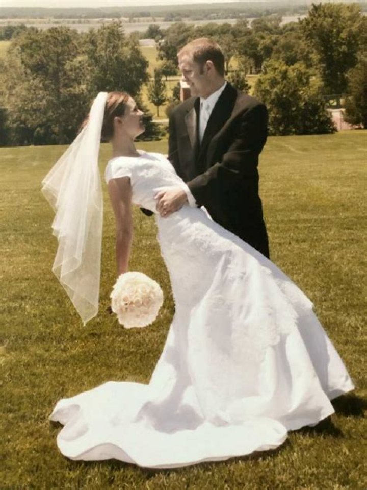 Widow And Widower Find Love After Loss, Blend Families To Have 11