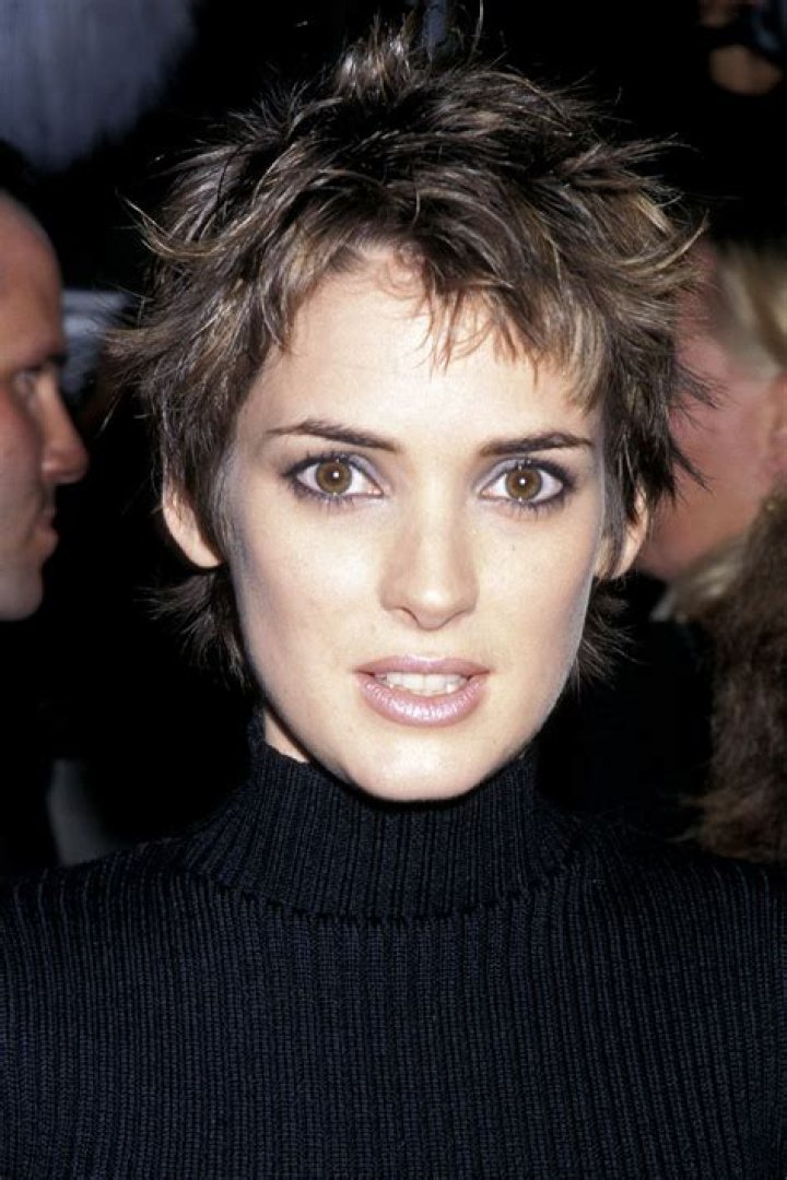 Winona Ryder Best Hair And Makeup Looks Winona Ryder Old Vintage Photos