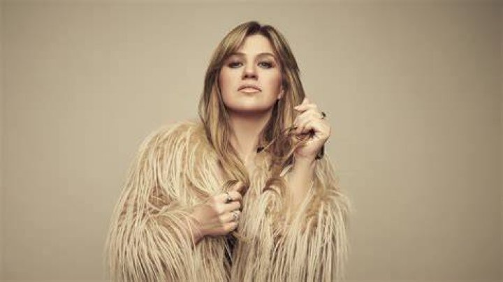 WiseGuys Kelly Clarkson in Atlantic City, NJ May 10th, 2024 pre