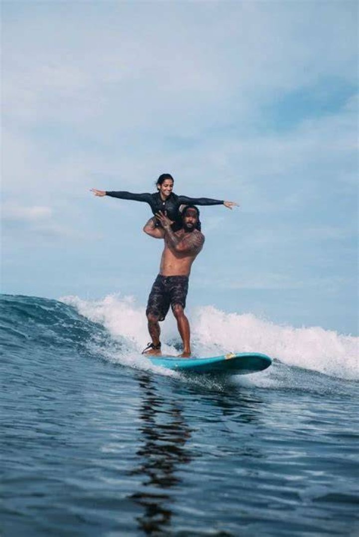 World&rsquo;s best tandem surfers compete at Waikiki beach Surfing, Surfer
