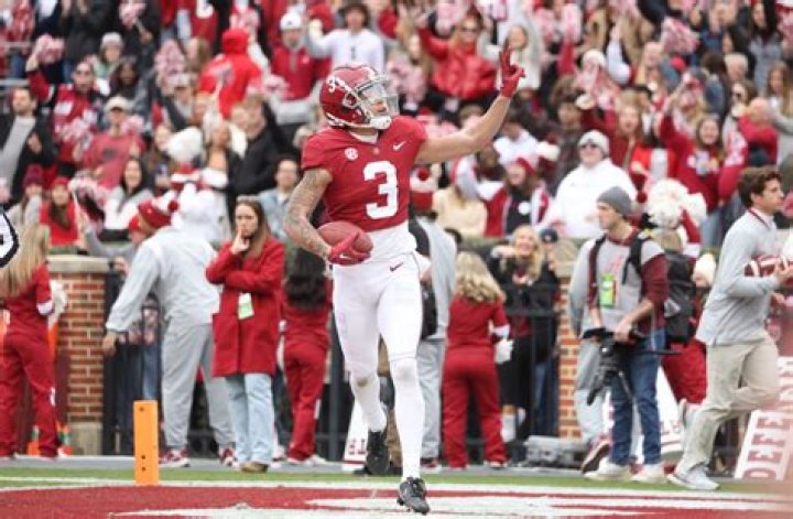 WR Jermaine Burton Has Best Game in Alabama Uniform Sports