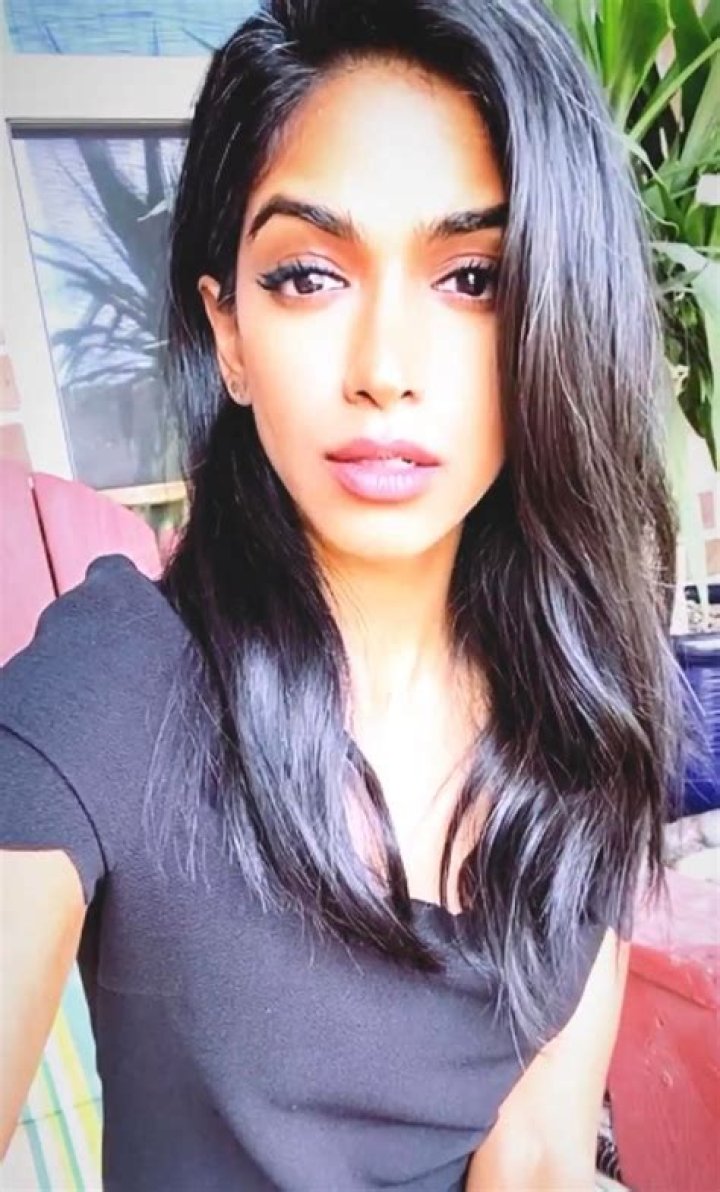 Yasmin Khan r/PrettyGirls