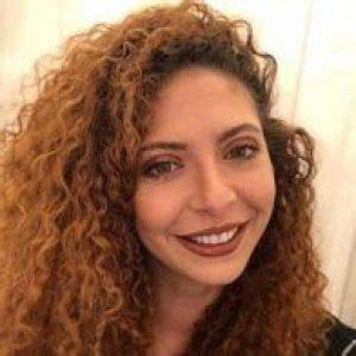 Yasmin Molloy Bio, Age, Net Worth, Height, In Relation, Facts