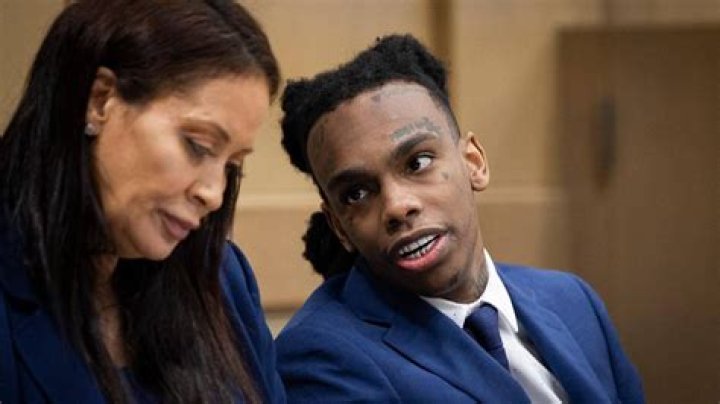 YNW Melly&rsquo;s &rsquo;THICK&rsquo; Lawyer Raven Liberty Goes Viral &hellip; Fans Think Melly