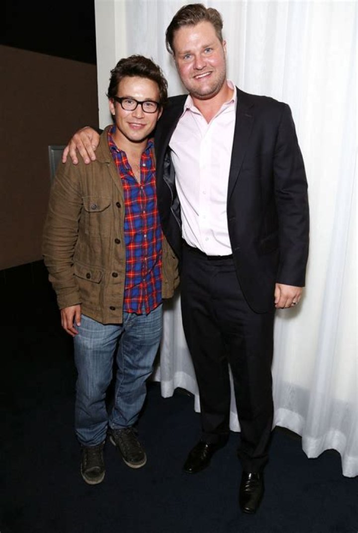 Zachery Ty Bryan Shares TBT Pics With Jonathan Taylor Thomas