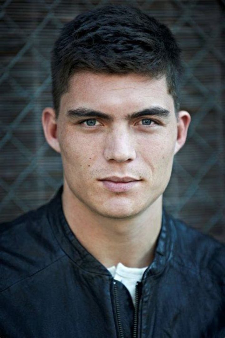 Zane Holtz picture