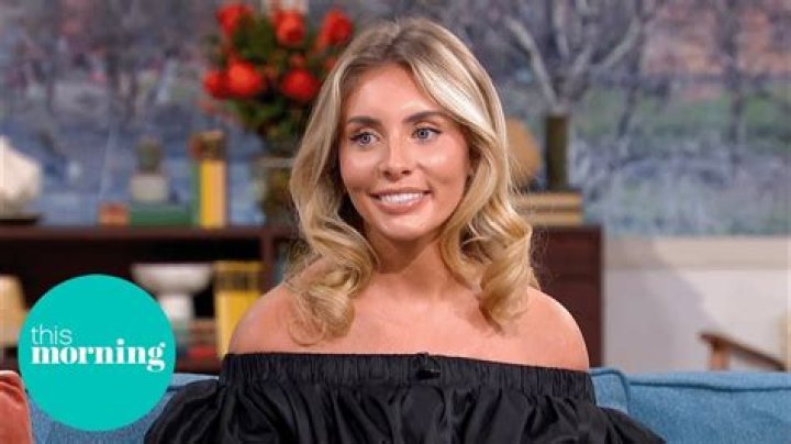 Zoe Colletti Peak, Weight, Age, Boyfriend, Family, Information