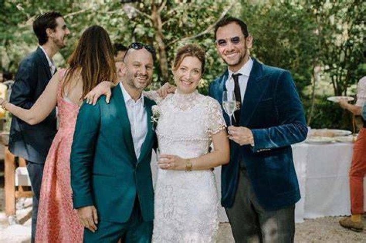 Zoe Perry And Her Husband Gab Taraboulsy Married In 2021