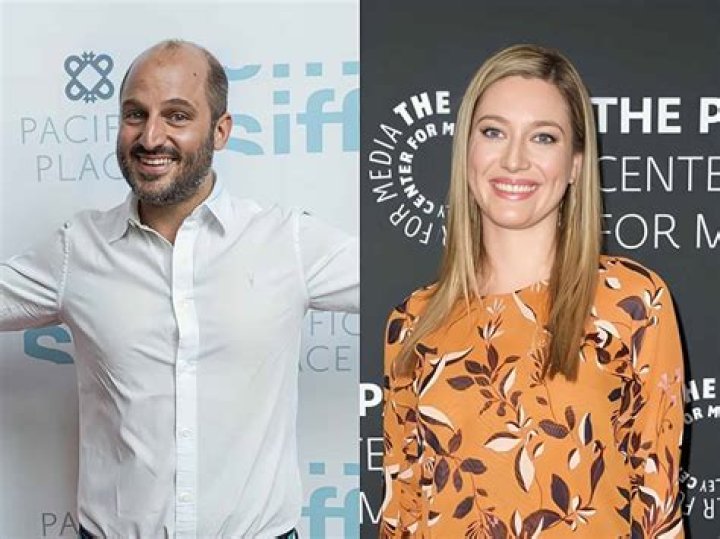 Zoe Perry Bio, Married, Net Worth, Ethnicity, Nationality, Height